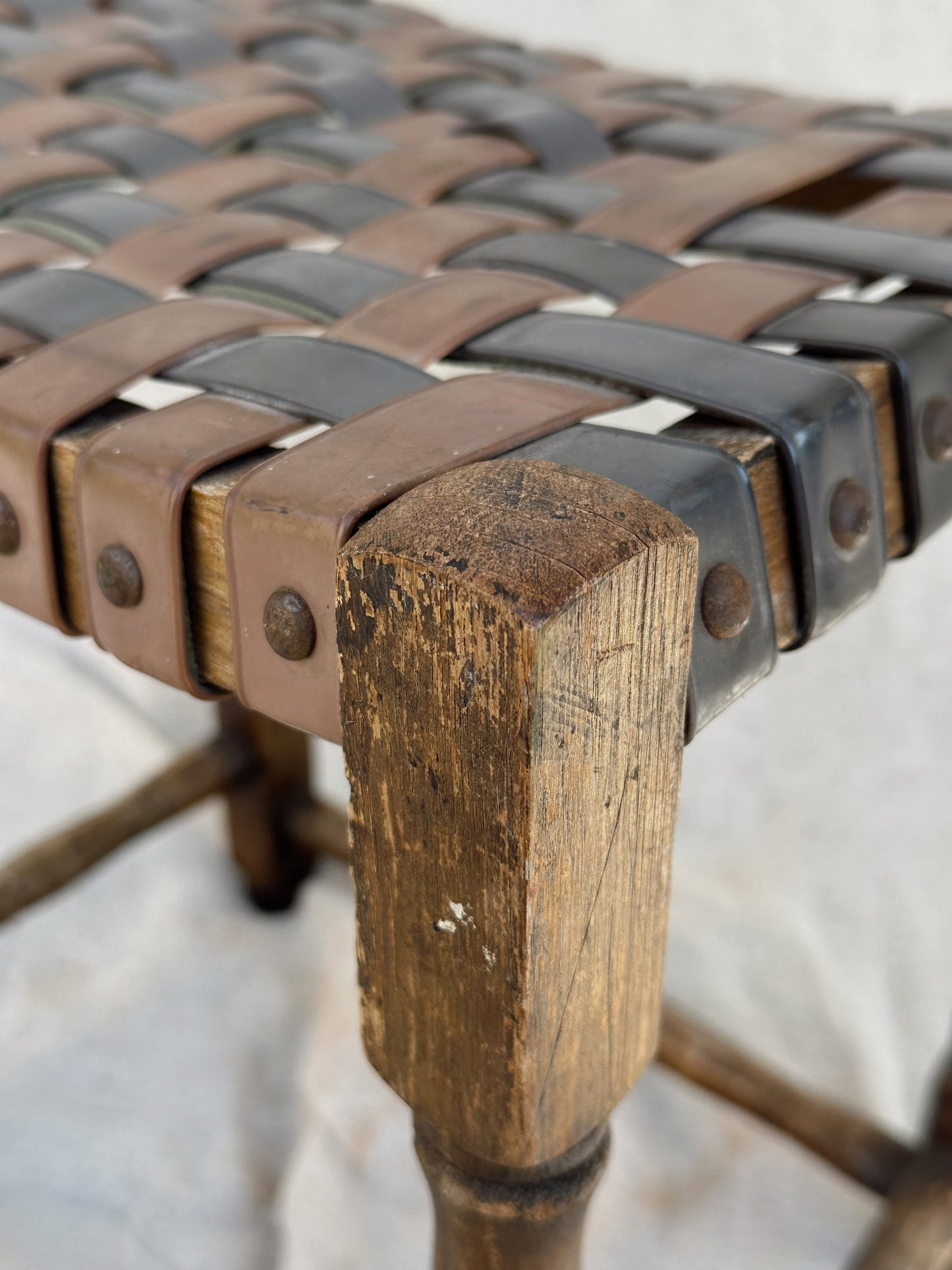 WOVEN BENCH